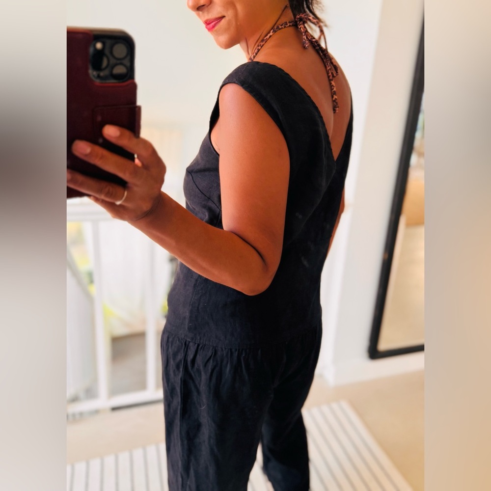 LinenFox Sleeveless Scoop-Neck Olive Jumpsuit Black Summer Natural Fiber
